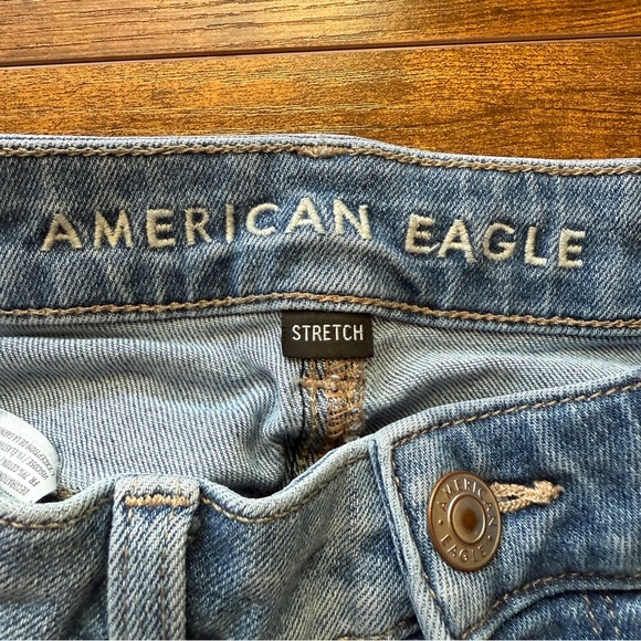 American Eagle High Waist Cut Off Distressed Jean Shorts Raw Hem Size 0 Grunge - Picture 2 of 11